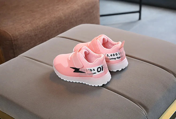 Chaussures lumineuses pour enfants garçons et filles baskets en maille légère brillante baskets lumineuses pour petits enfants chaussures lumineuses LED pour enfants