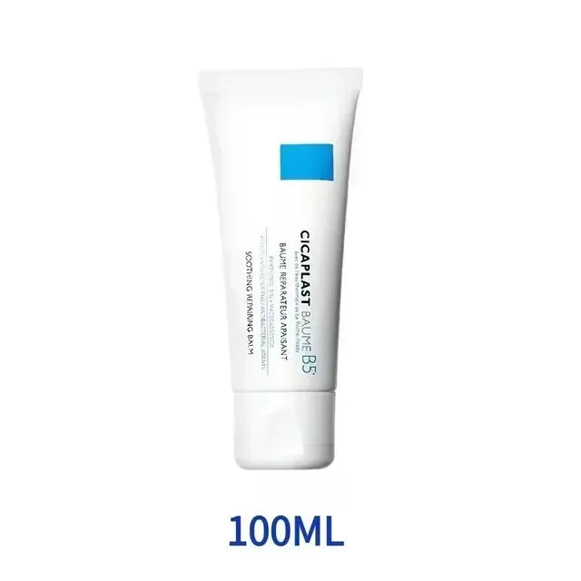 CICAPLAST Baume B5 face cream soothes sensitive skin. Centella Asiatica repairing balm for redness and dryness. Facial lotion.