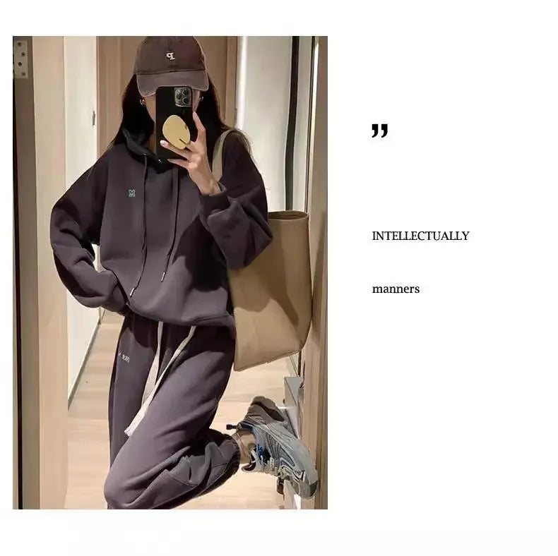 Ensemble de sport américain à la mode pour femmes, sweat à capuche, pantalon décontracté brodé, ensemble deux pièces en Fiber de Polyester, automne hiver