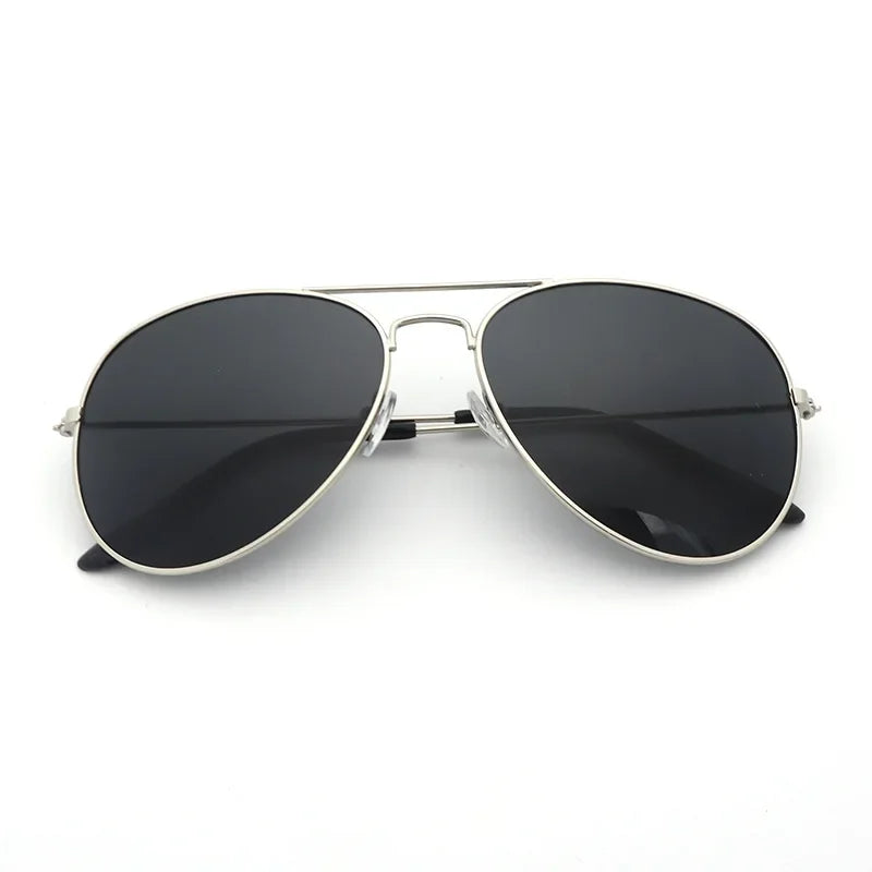 Vintage sunglasses for men and women, metal frame, fashionable shades, for outdoor sports, new 2024 collection