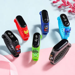 Dessin animé Marvel montre pour enfants montres de mode électronique affichage LED numérique montres étanche cadeau de vacances enfants montres