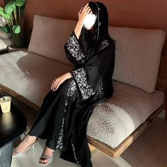 Dubai Abaya Large Kaftan Embroidery Hijab Luxury Beaded Muslim Abaya for Women French Dress Gold Embellished Open Abaya
