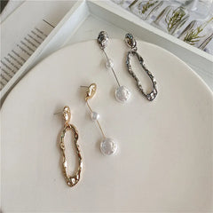 Boucles d'oreilles asymétriques élégantes, perles d'eau douce métalliques, longues et exagérées, bijoux de fête pour dames et filles, cadeaux, nouveau
