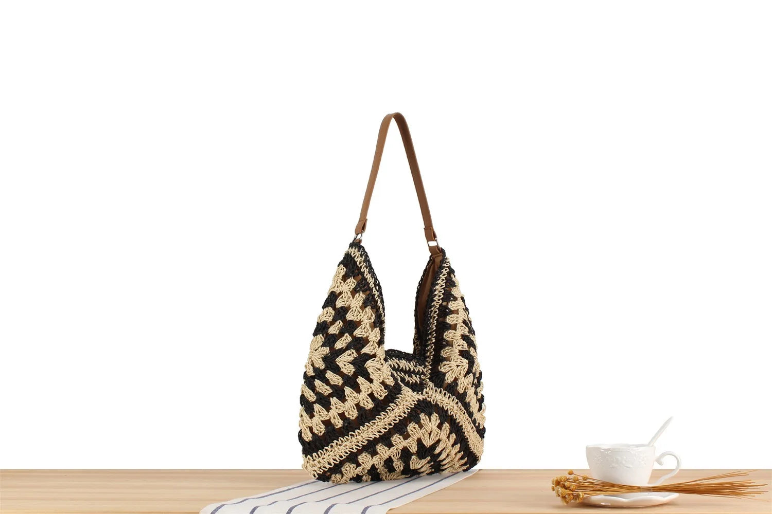 Sac à main d'été bohème tressé, fourre-tout décontracté, sac de plage en paille creuse, sac initié tissé, sac de voyage en raphia et rotin