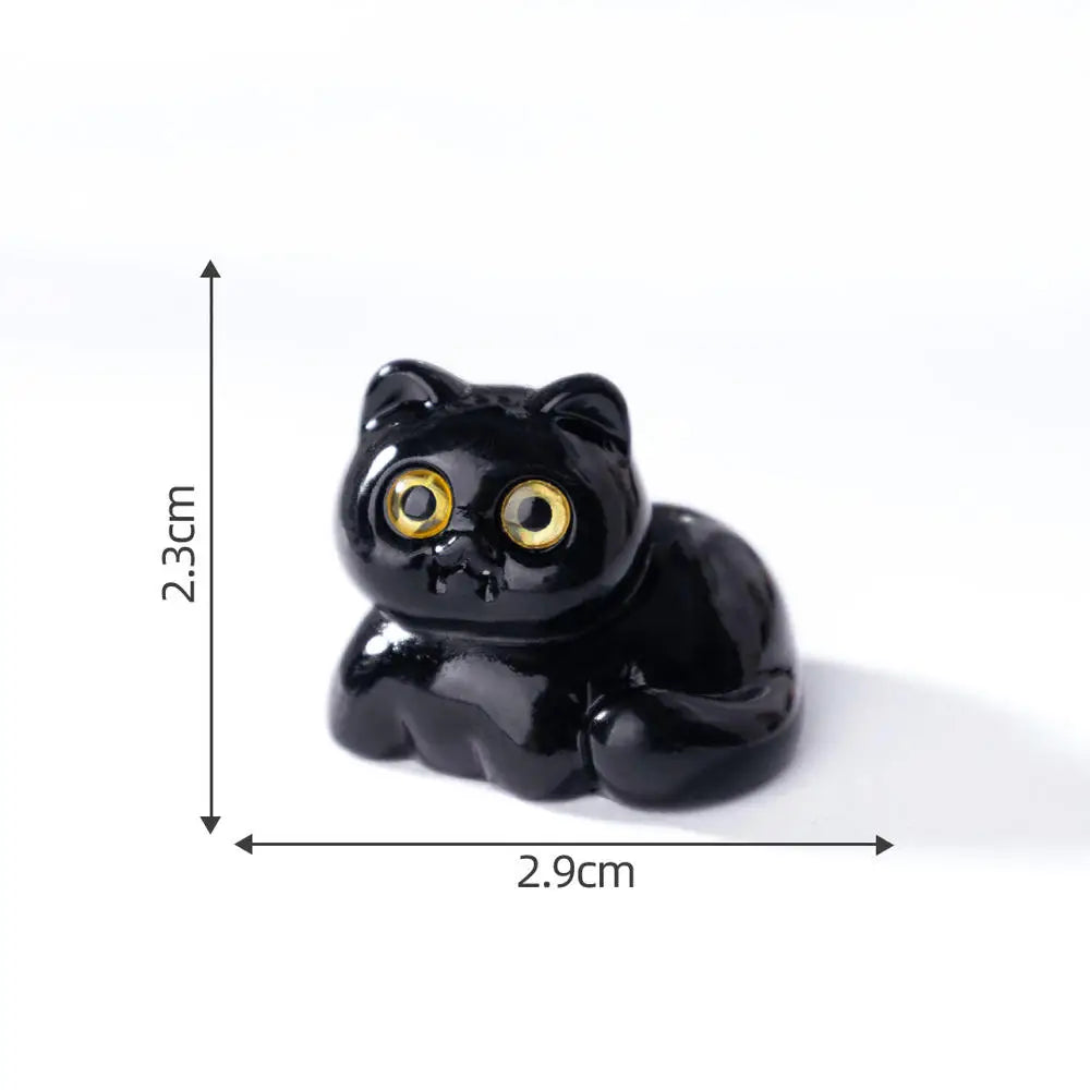 Cartoon resin cat figurine, mini kitten, tilted head, home decorations, small creative figurines for car and desk mounting