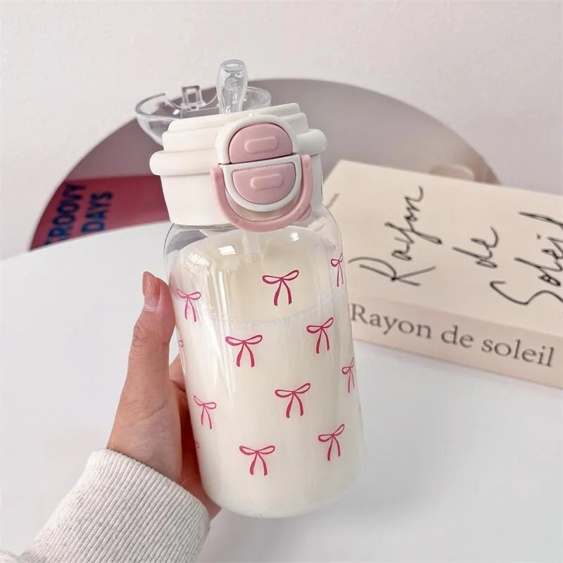 Nouveau Bouteille d'eau en paille à rabat avec nœud rose anti-fuite, tasse en plastique réutilisable, sport voyage pique-nique, verres portables avec couvercle sans BPA