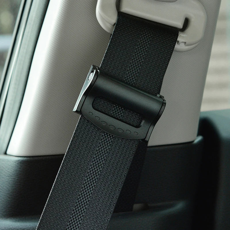 Clips pour ceintures de sécurité de voiture, boucle de bouchon de voiture, sécurité réglable, relaxation des épaules et du cou, accessoires universels de décoration intérieure automobile