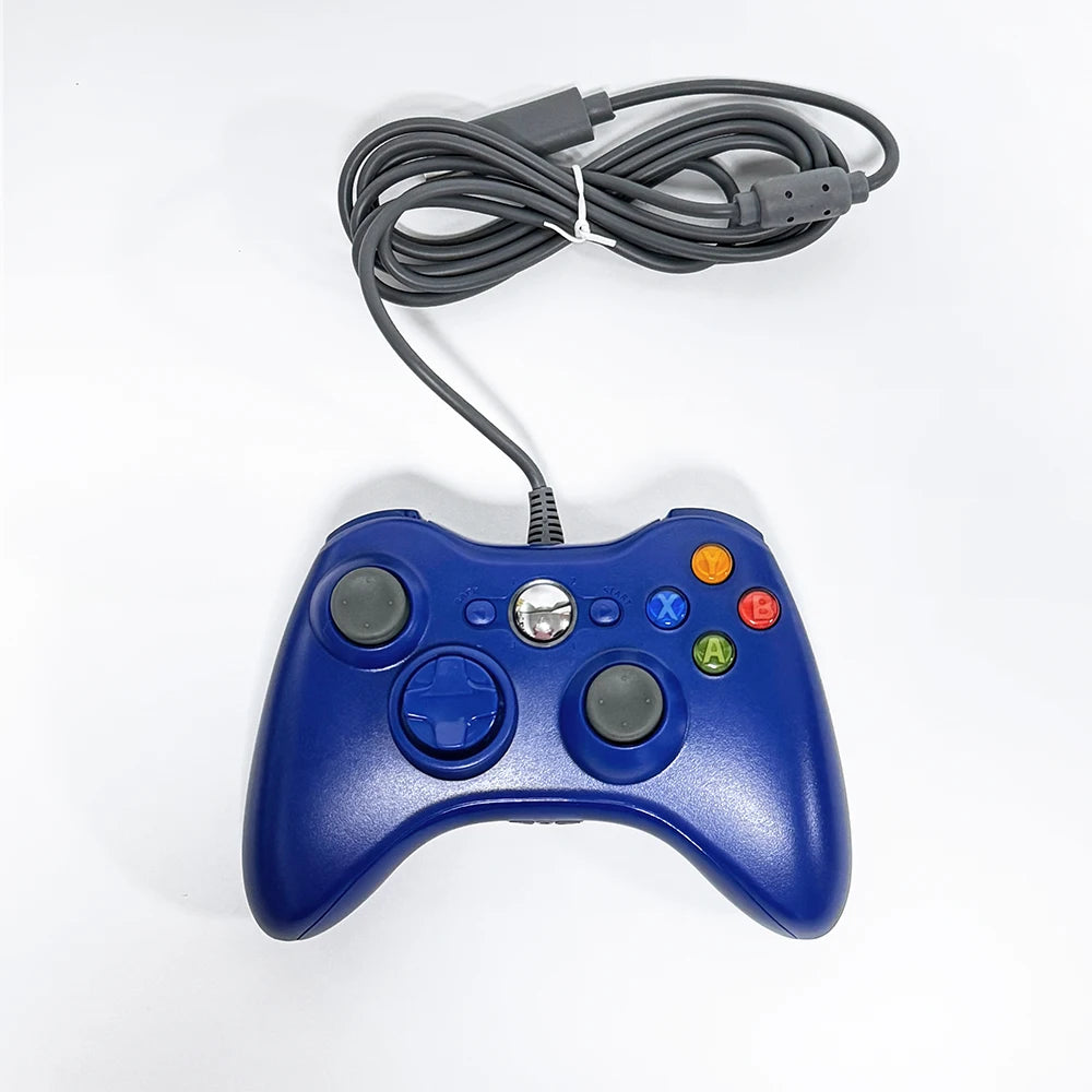Le contrôleur de jeu filaire 360 prend en charge Xbox 360 et Windows 7/8/10, avec moteur intégré, plusieurs couleurs au choix