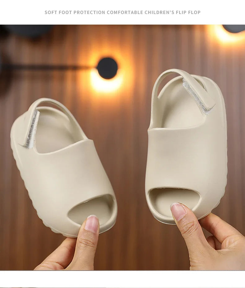 Pantoufles d'été pour enfants, vente en gros, chaussures de plage, commerce extérieur, chaussures trouées pour petits enfants, chaussures pour bébés