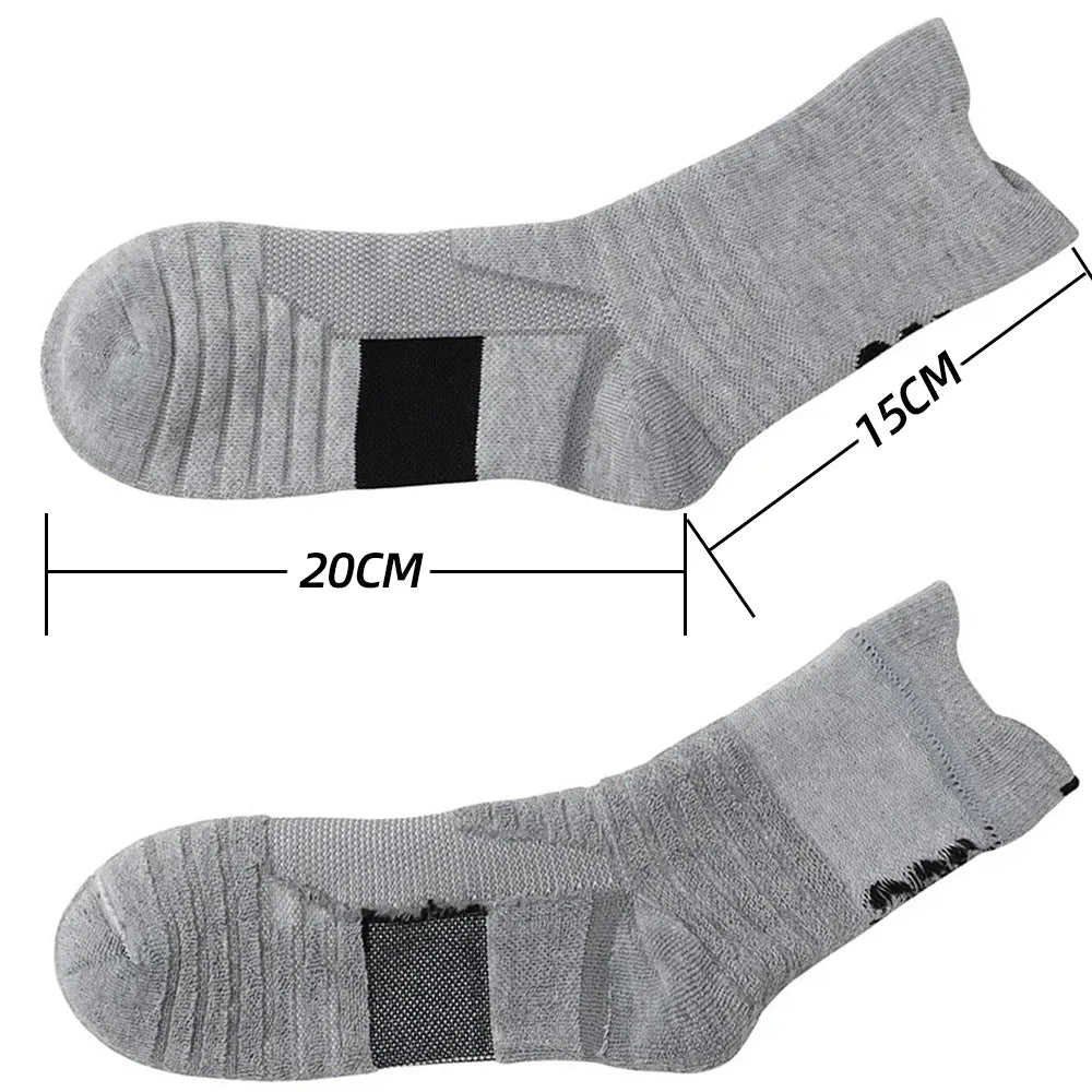 1/3 pairs of men's non-slip football socks, cotton socks, short and long tube, breathable and deodorizing sports socks, sizes 39-45