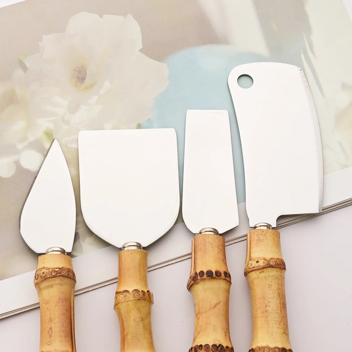 Ensemble de couteaux à fromage en bambou, couverts à fromage, trancheur de fromage en acier inoxydable, Mini couteau couteau à beurre, spatule fourchette outils de cuisine