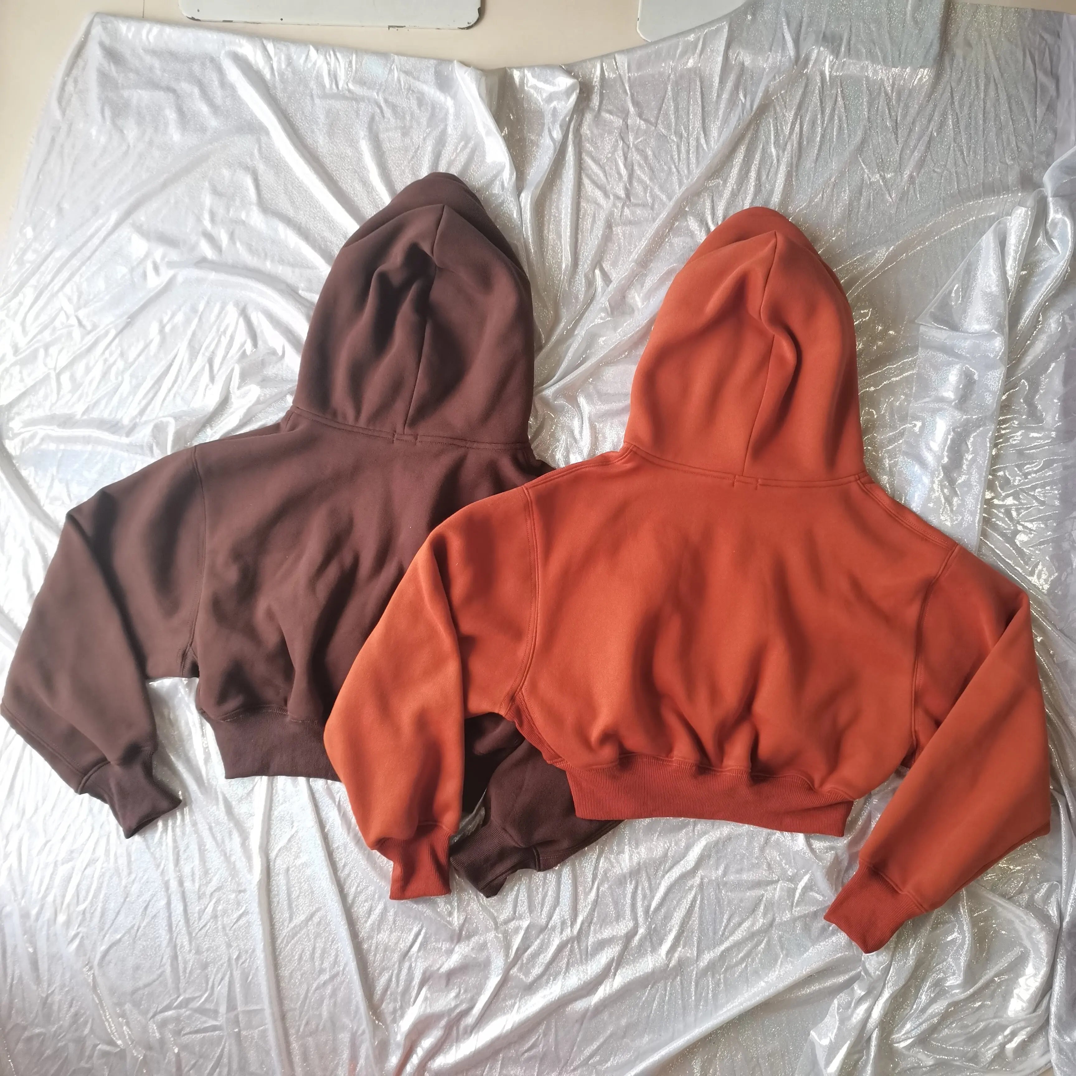 Sweat à capuche Smile avec pantalon de jogging pour femme, ensemble 2 pièces, tenue de sport décontractée, survêtement monochrome, imbibé de sueur, vente en gros, automne et hiver