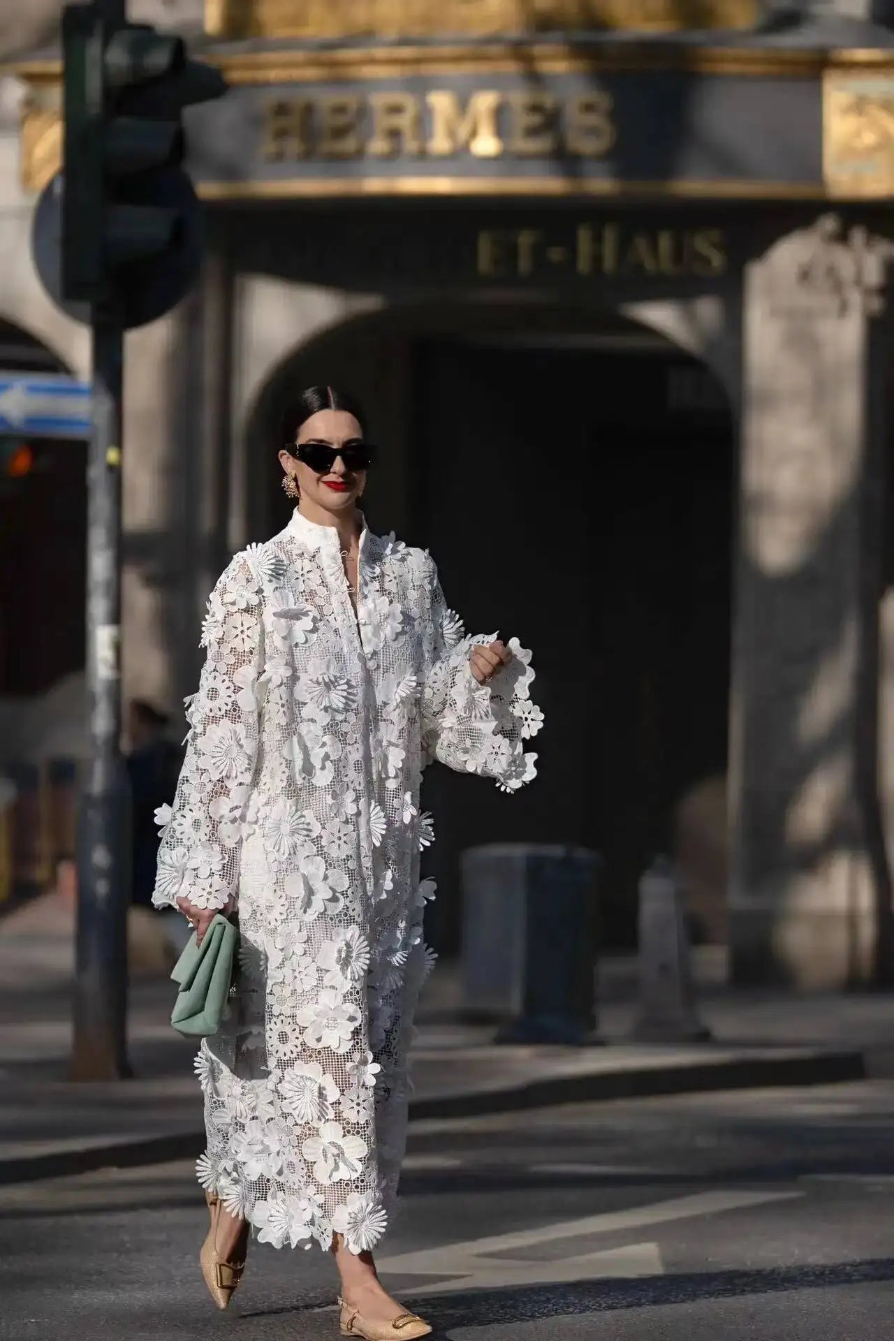 Robe femme faite à la main 3D brodée creuse robe design robe blanche pure robe de soirée élégante robe de banlieue