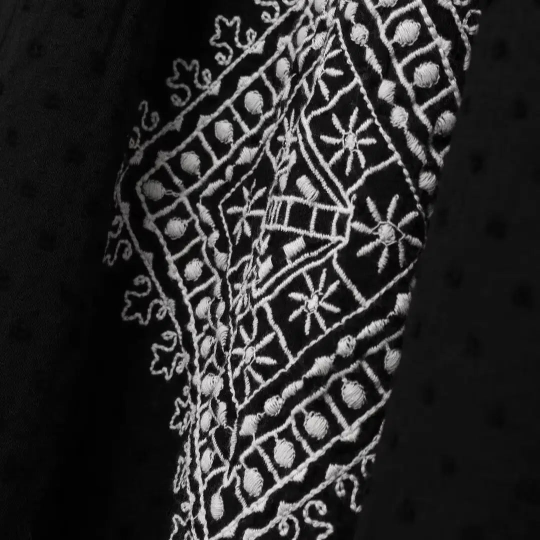 Robes pour femmes printemps et automne broderie florale col carré ample Style ethnique sans manches Robe plissée