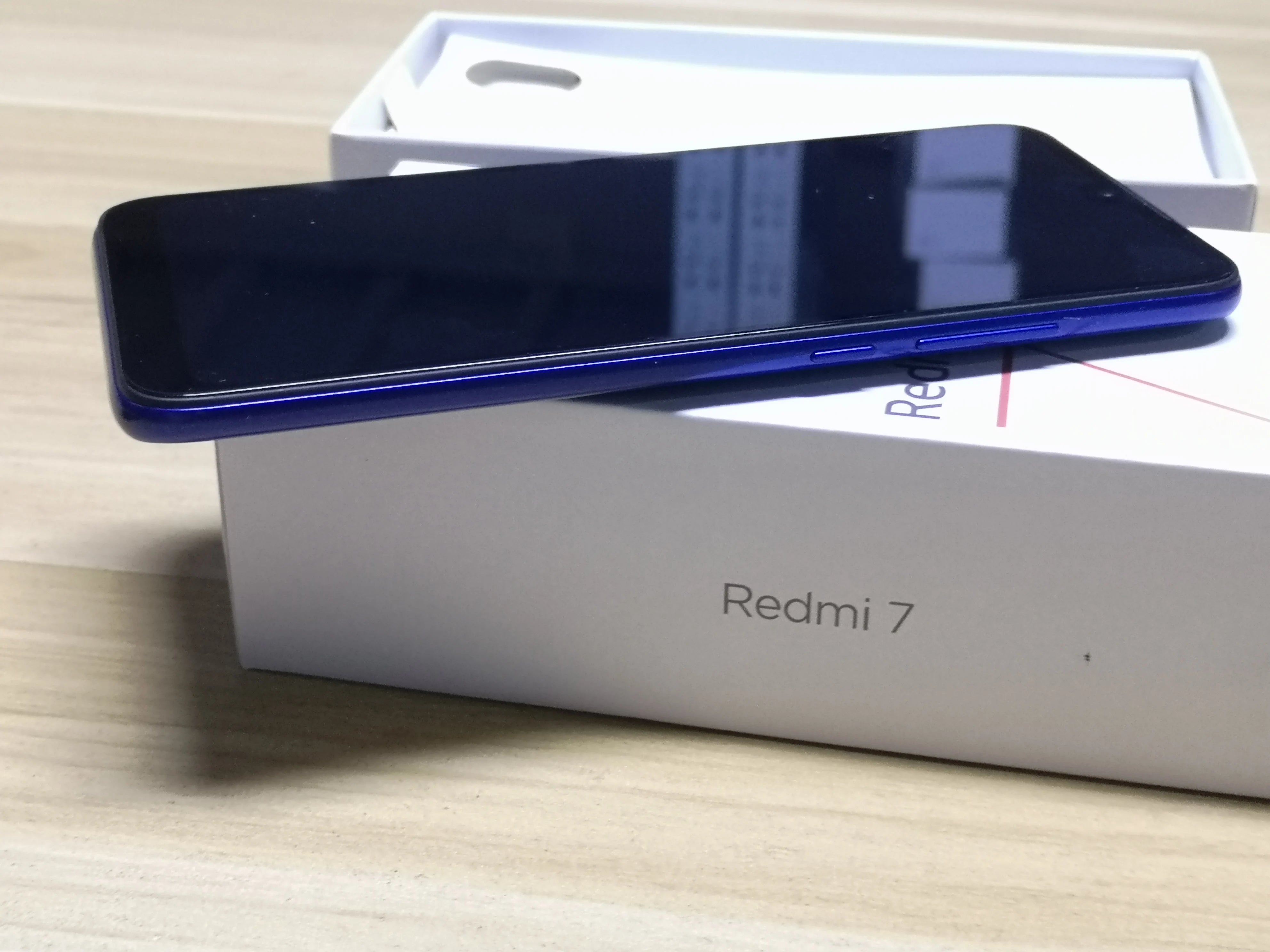 Firmware mondial Xiaomi Redmi 7 smartphone double SIM Solt téléphone portable Android e double caméra téléphone utilisé