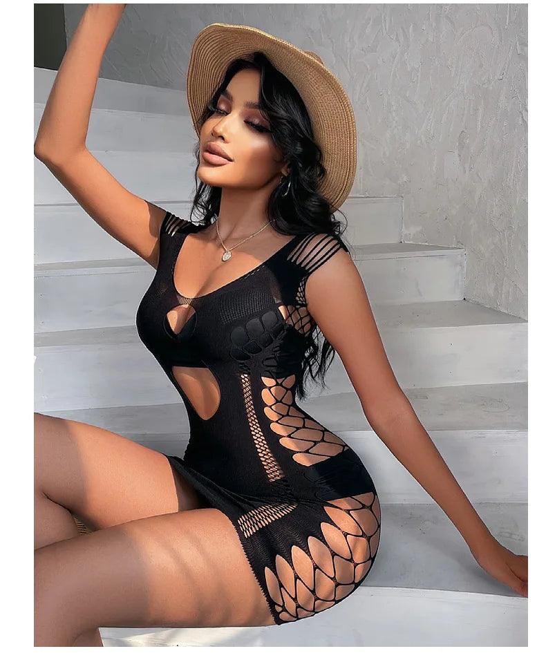 Sexy femmes résille licou robe dos nu coupe basse serré crayon robe mignonne grande taille Mini robe boîte de nuit robe de danse Beatchwear