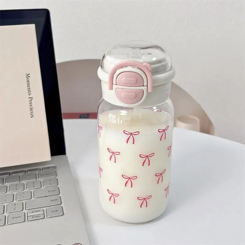 Bouteille d'eau mignonne avec paille, couvercle Pop-Up Portable en plastique, tasse d'eau Kawaii, bouteille d'eau anti-fuite, sans BPA