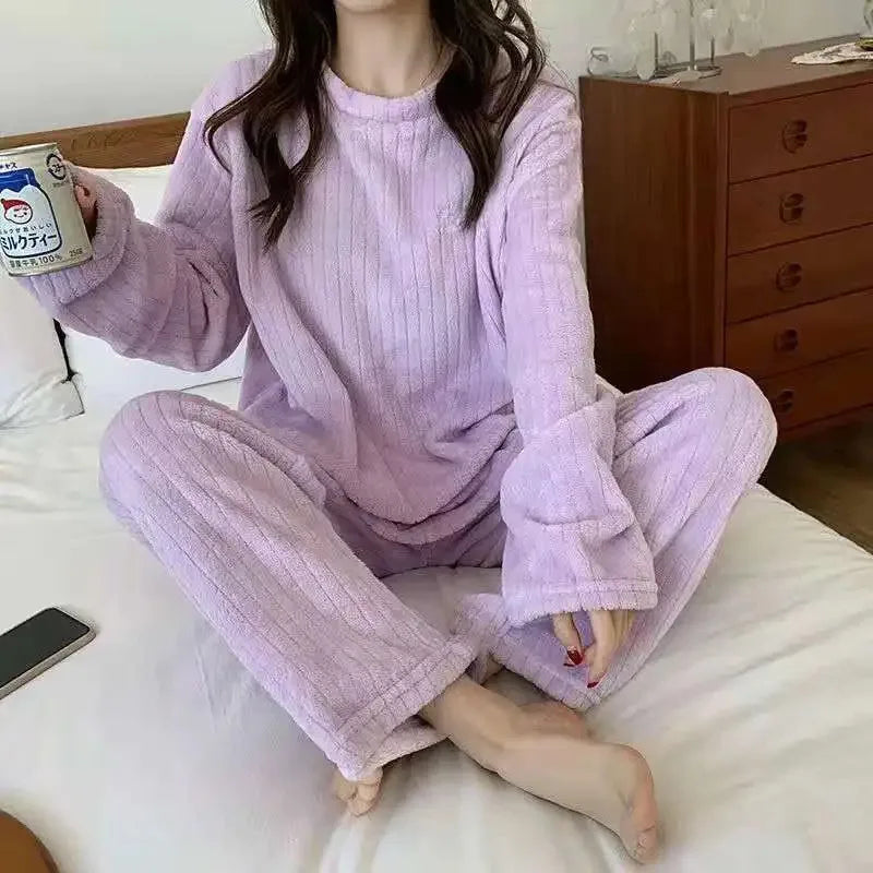 Ensemble pyjama chaud en velours de corail doux pour femmes, vêtements d'extérieur confortables pour l'hiver, cadeau de noël pour la rentrée scolaire ﻿