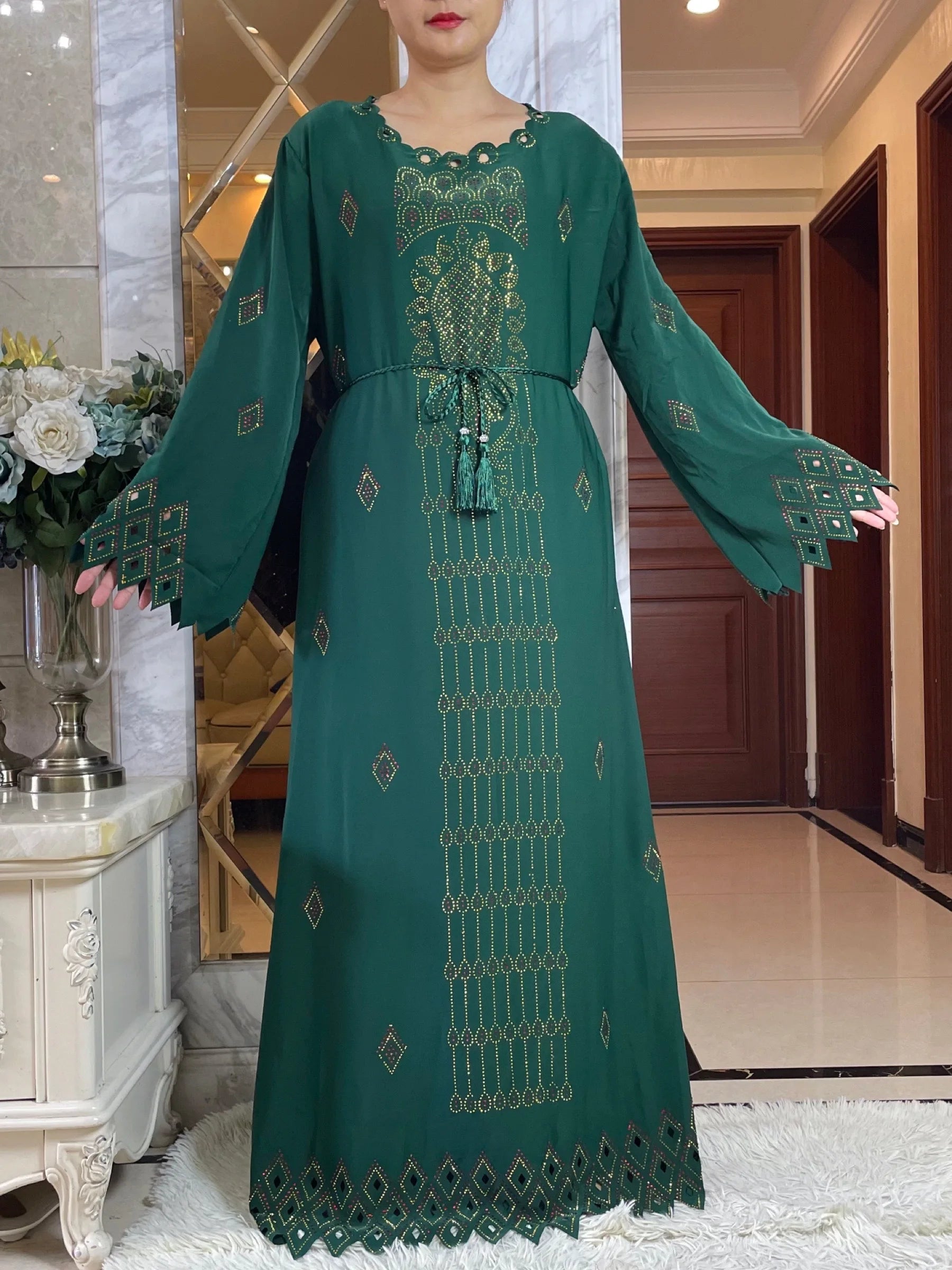 2024 mode diamants conception creuse Abaya Ramadan Eid fermé longue Abaya dubaï femmes robe musulmane modeste vêtements islamiques