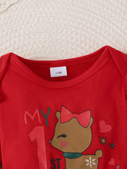 Ensemble de vêtements de Noël pour bébé : joli bas cloche imprimé père Noël et renne avec body à volants rouge et accessoires.