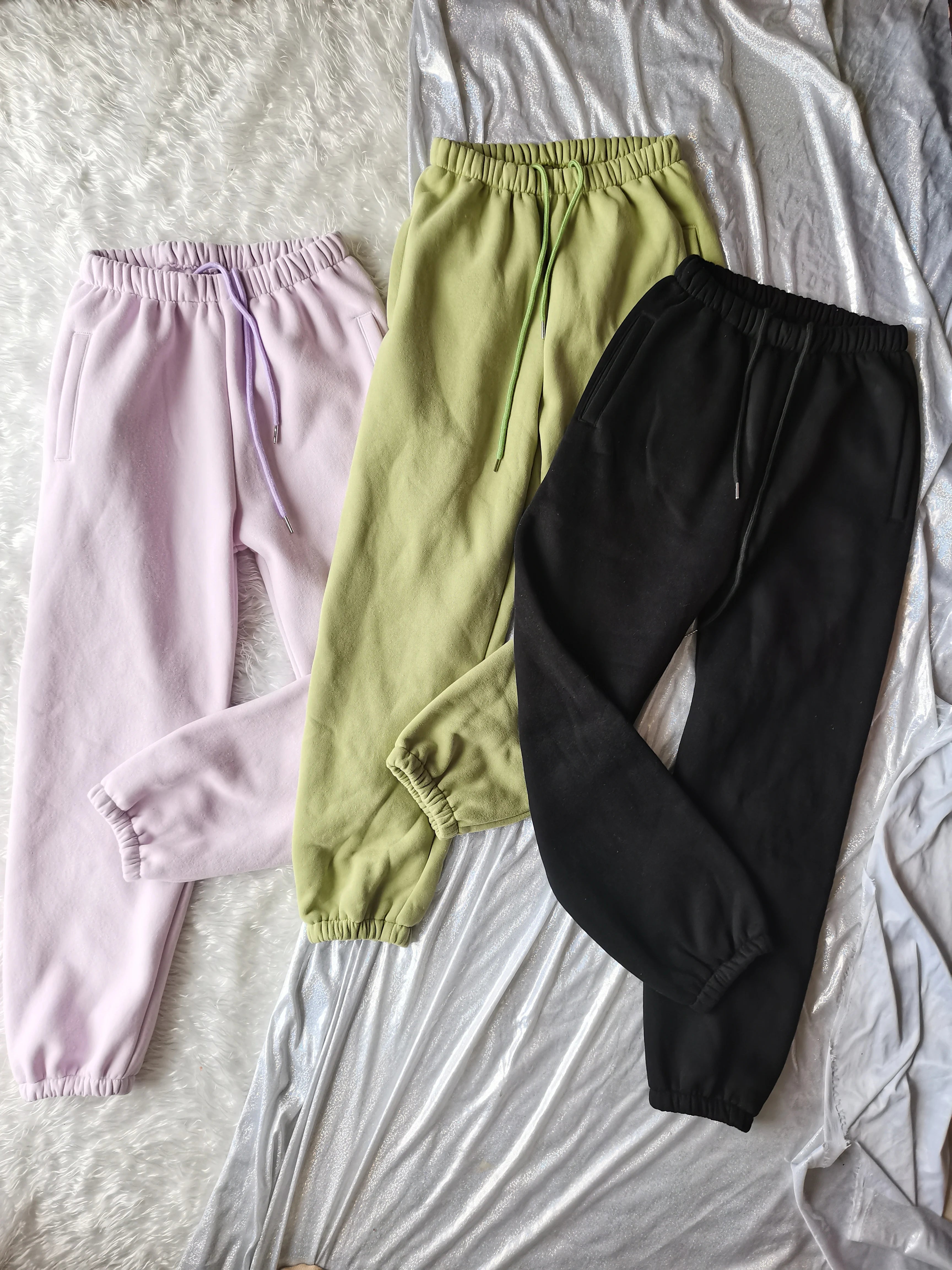 Sweat à capuche Smile avec pantalon de jogging pour femme, ensemble 2 pièces, tenue de sport décontractée, survêtement monochrome, imbibé de sueur, vente en gros, automne et hiver