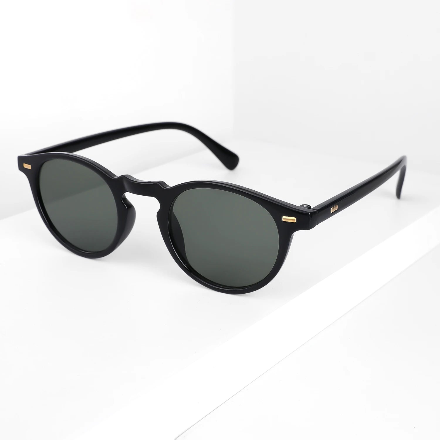 Petites lunettes de soleil rondes lunettes de soleil élégantes pour hommes et femmes rétro classique sélection multi-styles voyage Shopping randonnée UV400