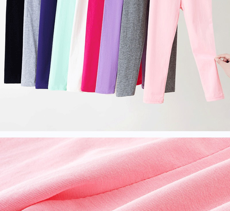 Girls' leggings for spring and summer, suitable for outdoor wear. They are slim-fitting, long pants for children.