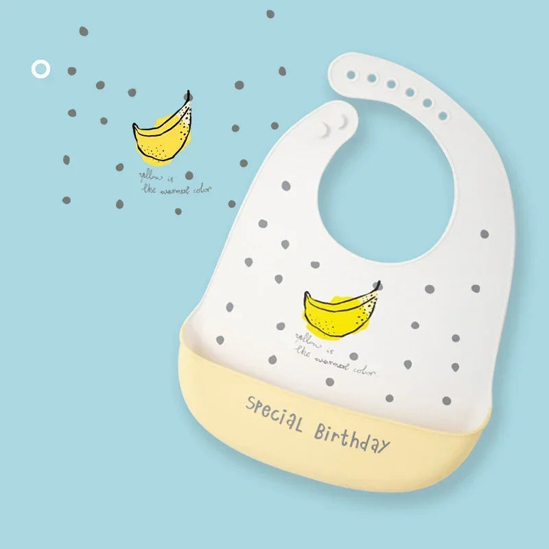 Bavoirs en Silicone souple pour bébés garçons et filles, bavoir imperméable pour nourrissons, tabliers de dessin animé pour nouveau-nés, bavoirs pour tout-petits, tissus pour rots, Bandana
