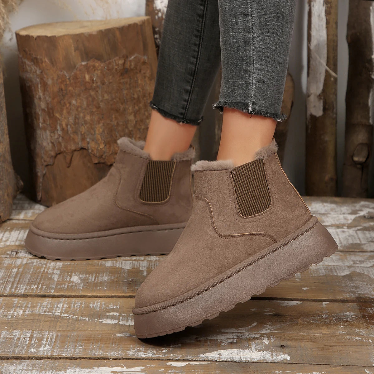 Hiver court en peluche chaud femmes bottes de neige décontracté chaussures à semelles épaisses nouvelle peau de daim Chelsea bottines plates femmes Chelsea bottes