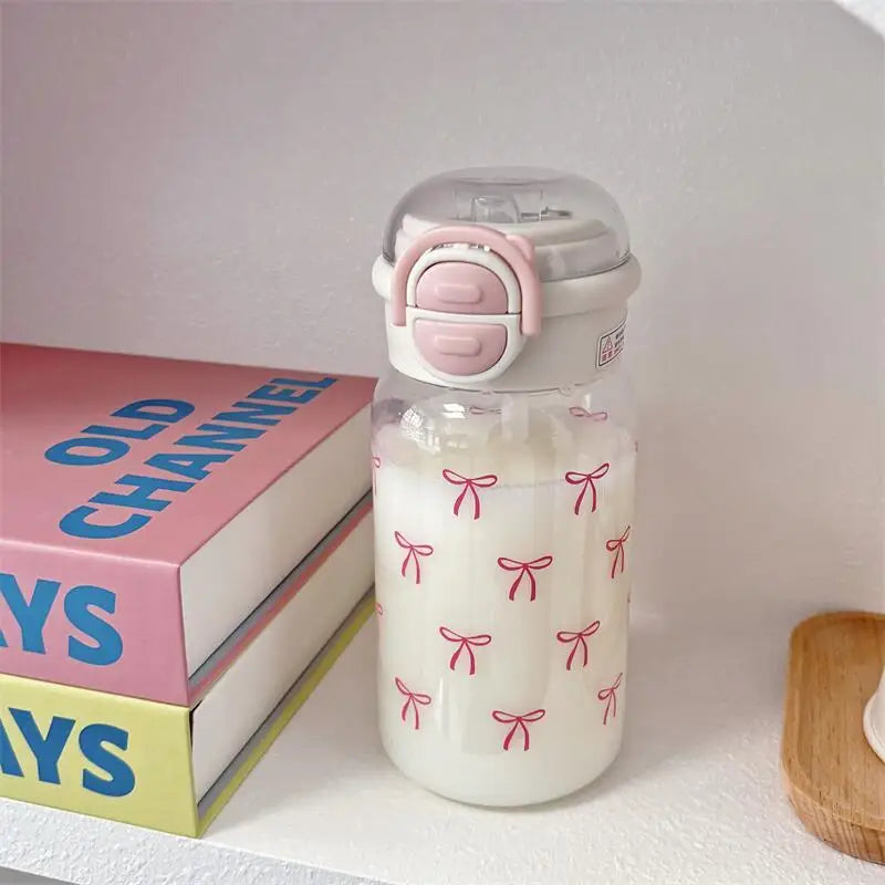 Bouteille d'eau mignonne avec paille, couvercle Pop-Up Portable en plastique, tasse d'eau Kawaii, bouteille d'eau anti-fuite, sans BPA
