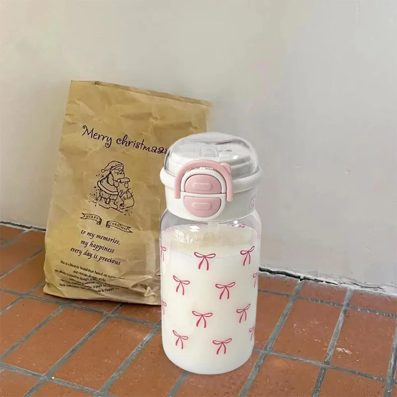 Nouveau Bouteille d'eau en paille à rabat avec nœud rose anti-fuite, tasse en plastique réutilisable, sport voyage pique-nique, verres portables avec couvercle sans BPA