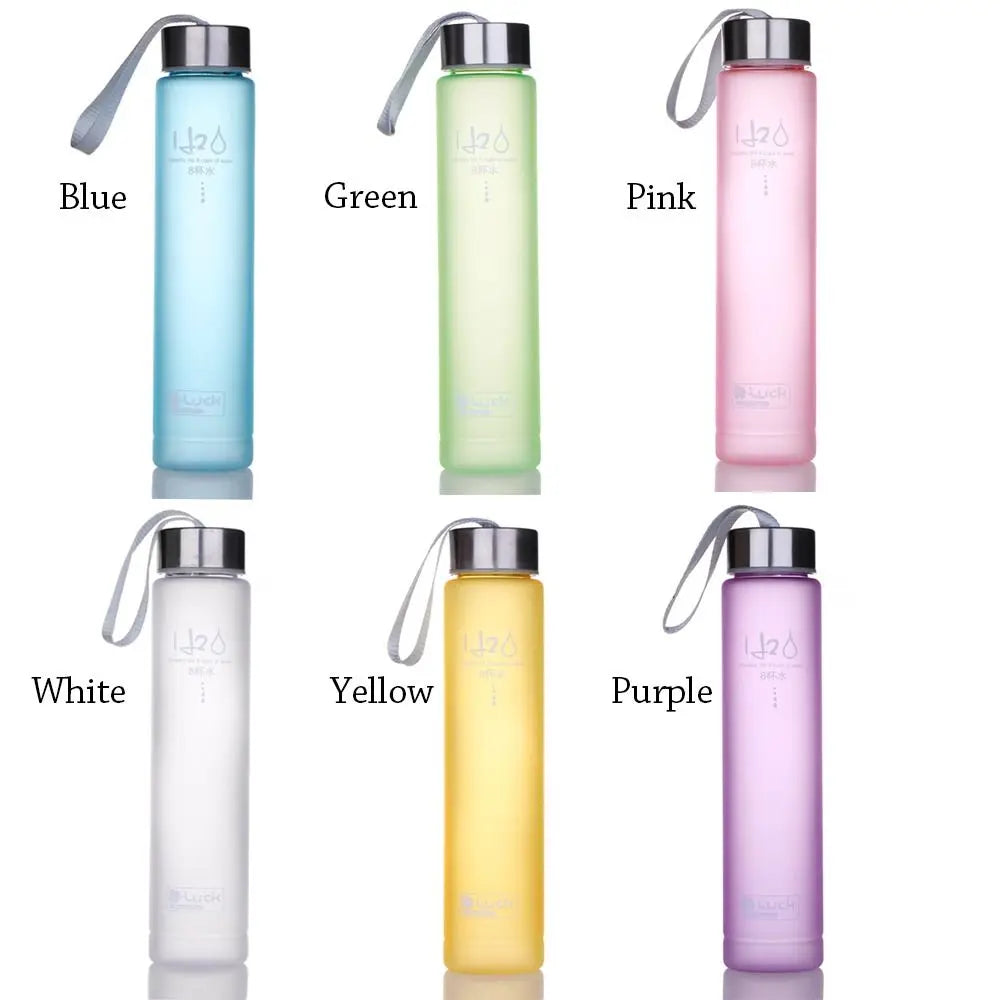 Bouteille d'eau conviviale rée en plastique pour filles et garçons, bouilloire de sport portable et étanche, 280ml
