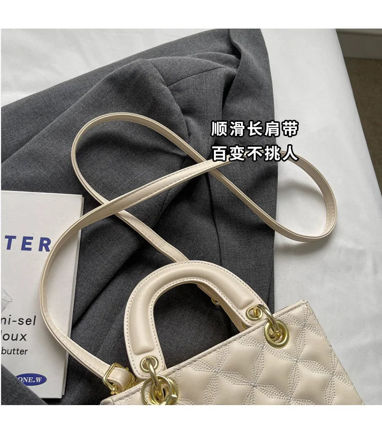 Small Premium Western Style Bag, New Shoulder Bag, Fashionable Embroidery Thread, Versatile Concubine Handbag 