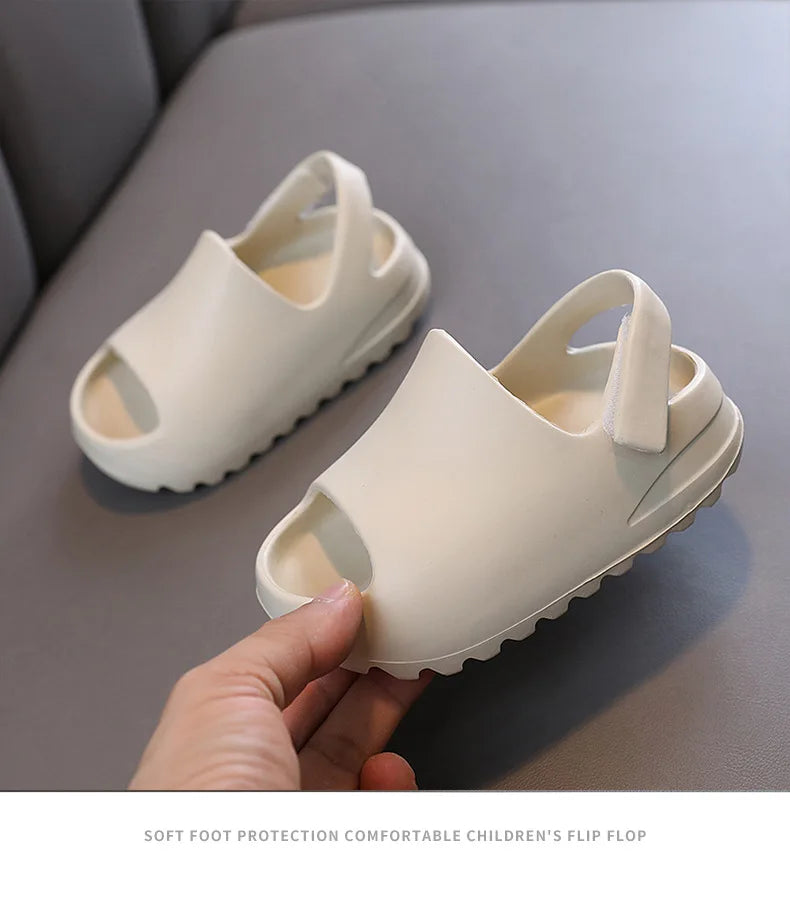 Pantoufles d'été pour enfants, vente en gros, chaussures de plage, commerce extérieur, chaussures trouées pour petits enfants, chaussures pour bébés