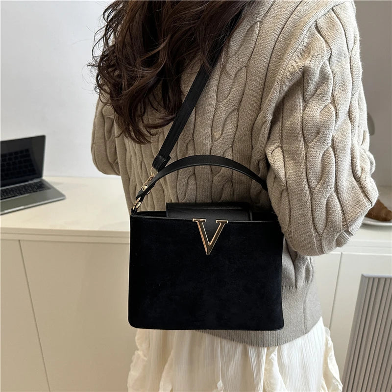 Fashionable mini suede bag for women, faux suede tote bag, decorative handbag with locking buckle, shoulder bags 