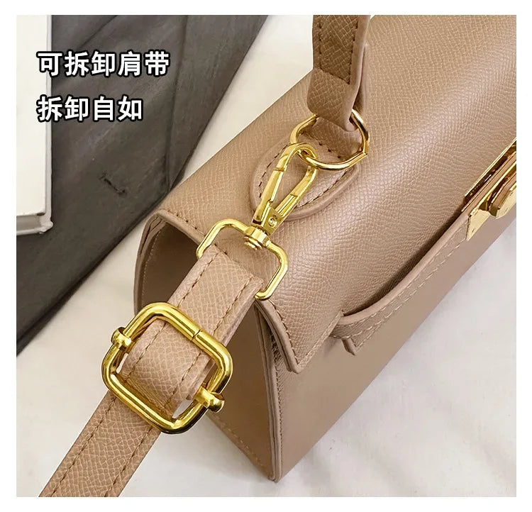 New trendy, unique, classic and luxurious brand - High-end design - Pure color - Unique platinum shoulder bag 