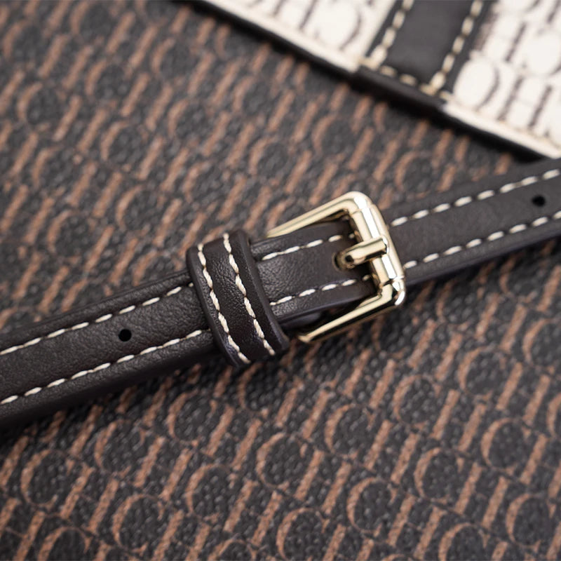 Exquisite and fashionable handbag, lightweight niche, luxury brand with lock, new casual shoulder bag for women 