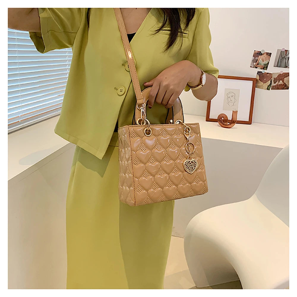 Red Love - Women's Patent Leather Handbag, Glossy Surface, High-End Design, Wedding Cuff Bag, Striking Shoulder Bag, New Fashion 