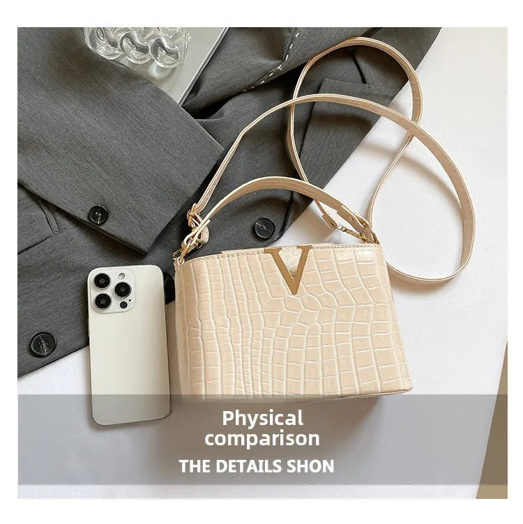 Mini multifunctional handbag made of waterproof PU fabric, fashionable, solid color, simple material, locking buckle, decoration 