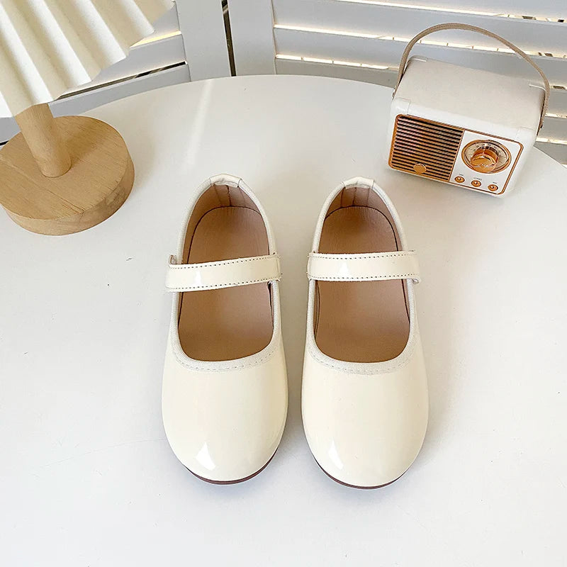Chaussures de princesse pour enfants, couleur unie, Style concis, chaussures plates de loisirs pour enfants, en cuir verni souple et flexible, chaussures de printemps pour filles 27-36