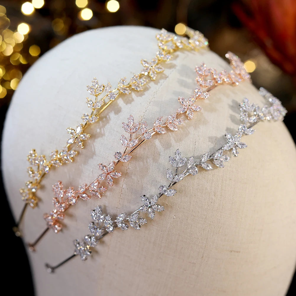 Diadème de mariage en cristal, bande de sauna du cuir chevelu, couronne CZ, accessoires pour cheveux, bijoux de demoiselle d'honneur, pièces de sauna pour femmes, 2024