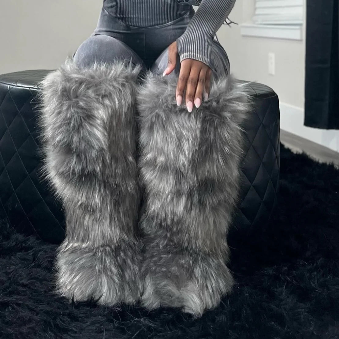 Bottes hautes en fausse fourrure pelucheuse pour femmes – Bottes en fourrure à enfiler douces, chaudes et confortables pour l'automne et l'hiver