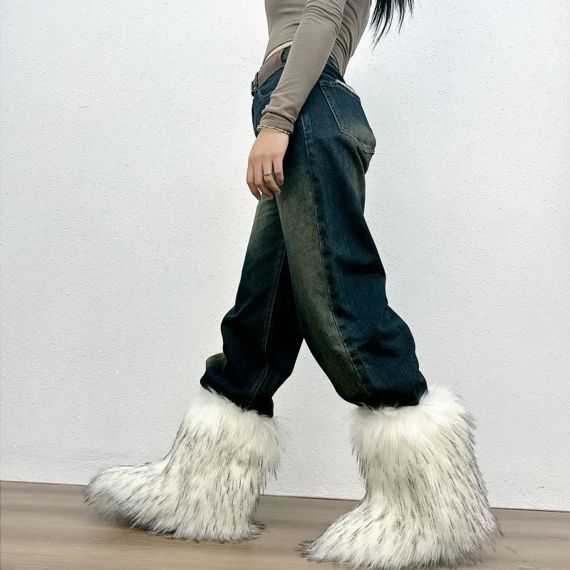Bottes de neige mi-mollet en fourrure pour femmes et filles, chaussures en peluche chaudes, plate-forme extérieure, document solide, mignon, hiver, Y2K, 2023