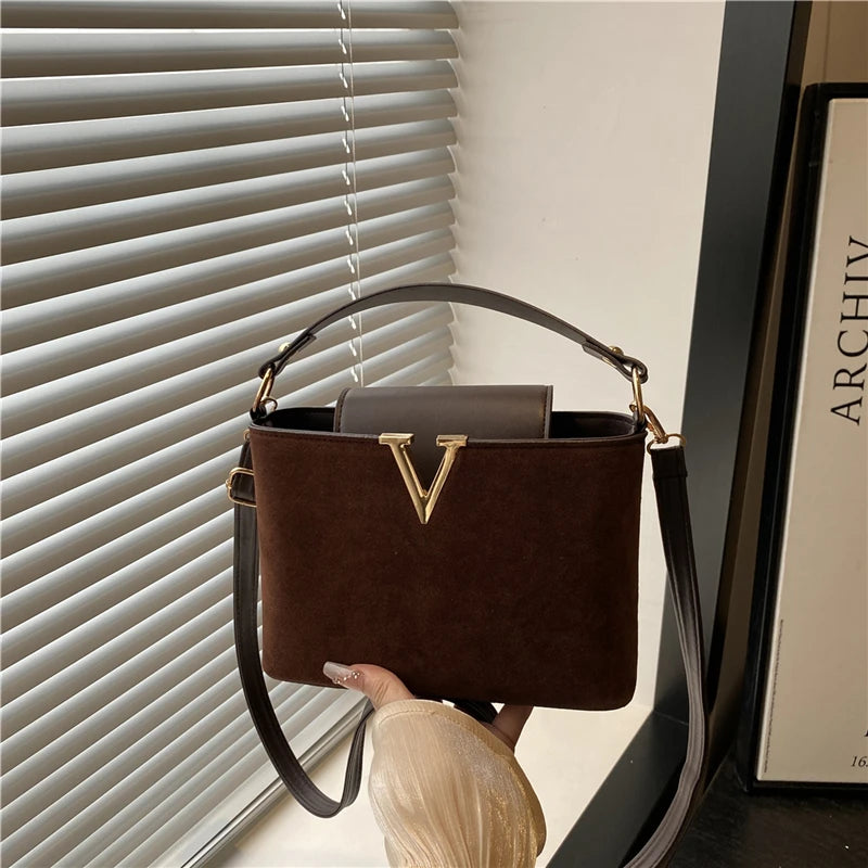 Fashionable mini suede bag for women, faux suede tote bag, decorative handbag with locking buckle, shoulder bags 