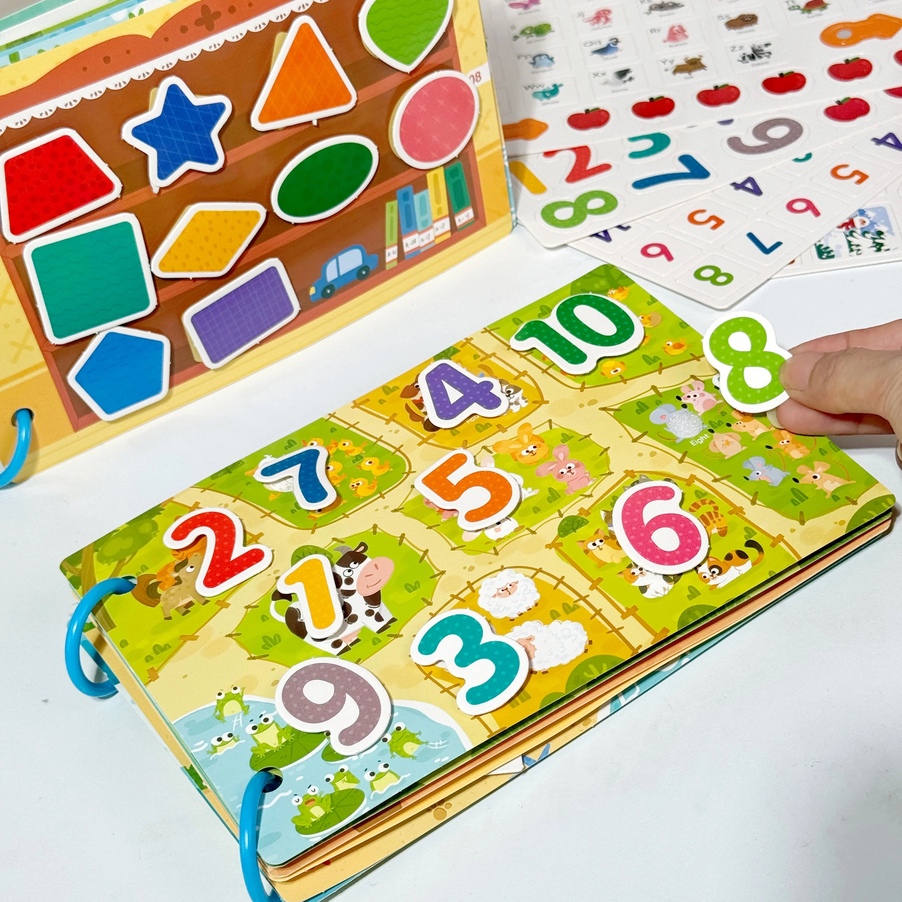 Livre silencieux de l'heure météo, jouets interactifs d'éveil éducatif pour enfants, comprenant la cognition météo, l'apprentissage des dates, les opérations numériques, la correspondance des formes et autres thèmes,