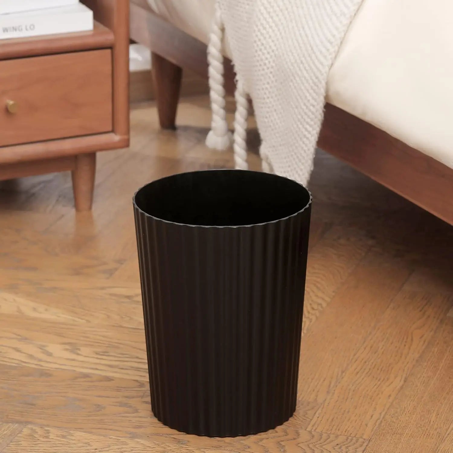 Poubelle ronde en plastique, conteneur poubelle pour salle de bains, cuisine, chambre à coucher, maison, bureau, dortoir d'université