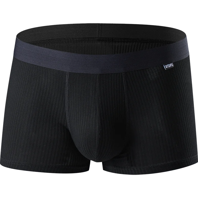 Men's underwear, boxer shorts, sexy men's briefs. Men's underwear is stylish, breathable, and comfortable.