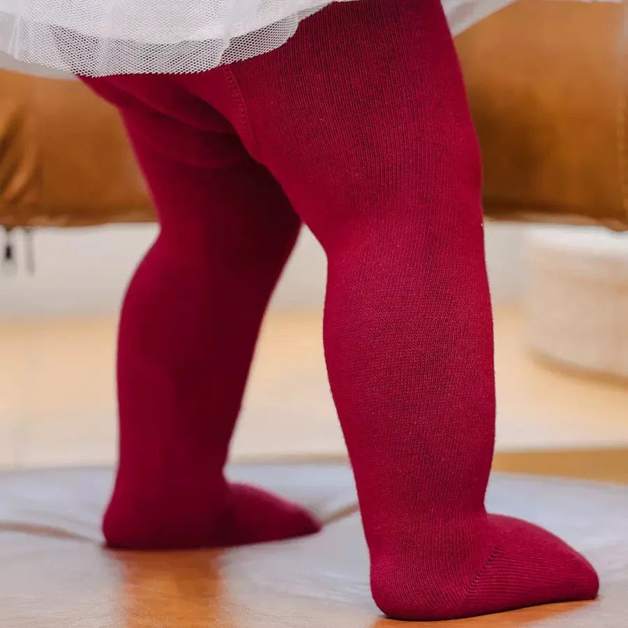 A pair of full-leg baby leggings suitable for boys and girls aged 0 to 4 years, available in five colors.