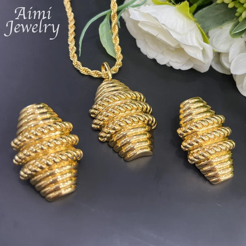 Ensemble de bijoux en cuivre plaqué or 18 carats pour femmes, collier pendentif exquis, boucles d'oreilles pendantes, cadeaux de fête de mariage, patients européens, Dubaï