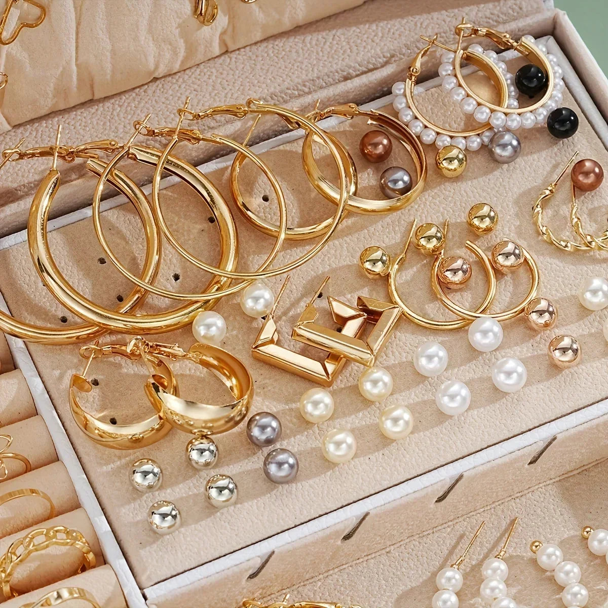 Ensemble de bijoux avec accessoires de fête, colliers de la présidence, boucles d'oreilles, matiques, sans boîte, 86 pièces
